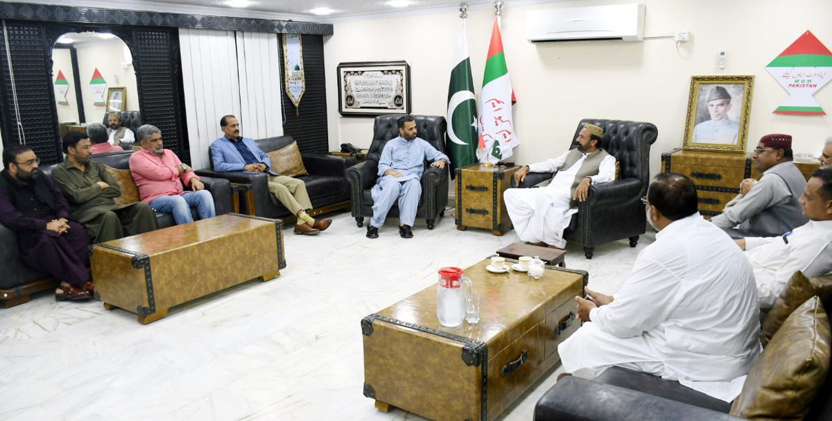 MQMPKOfficial's tweet photo. سندھ آباد کار فورم کے چئیرمین ڈاکٹر محمد افضل آرائیں اور سینئر وائس چئیرمین میاں محمد زبیر کا وفد کے ہمراہ ایم کیو ایم پاکستان کے مرکزی الیکشن آفس پاکستان ہاؤس آمد اور سینئر ڈپٹی کنوینر مصطفی کمال سے ملاقات  #MQMPakistan @allaboutmqm https://t.co/pVK7cydlNs
