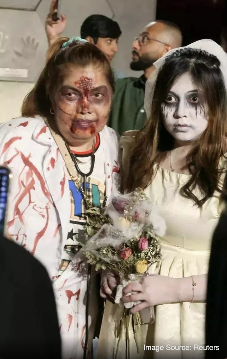 ArabianVP's tweet image. Some Saudis enjoyed and took part in “Horror Weekend” by dressing up and then took to social media to encourage and support the celebration. Other Saudis were against the festival and didn't like it at all. #PrayforSaudi #Horrorweekend #KSA #God #freedom #mondaymotivation