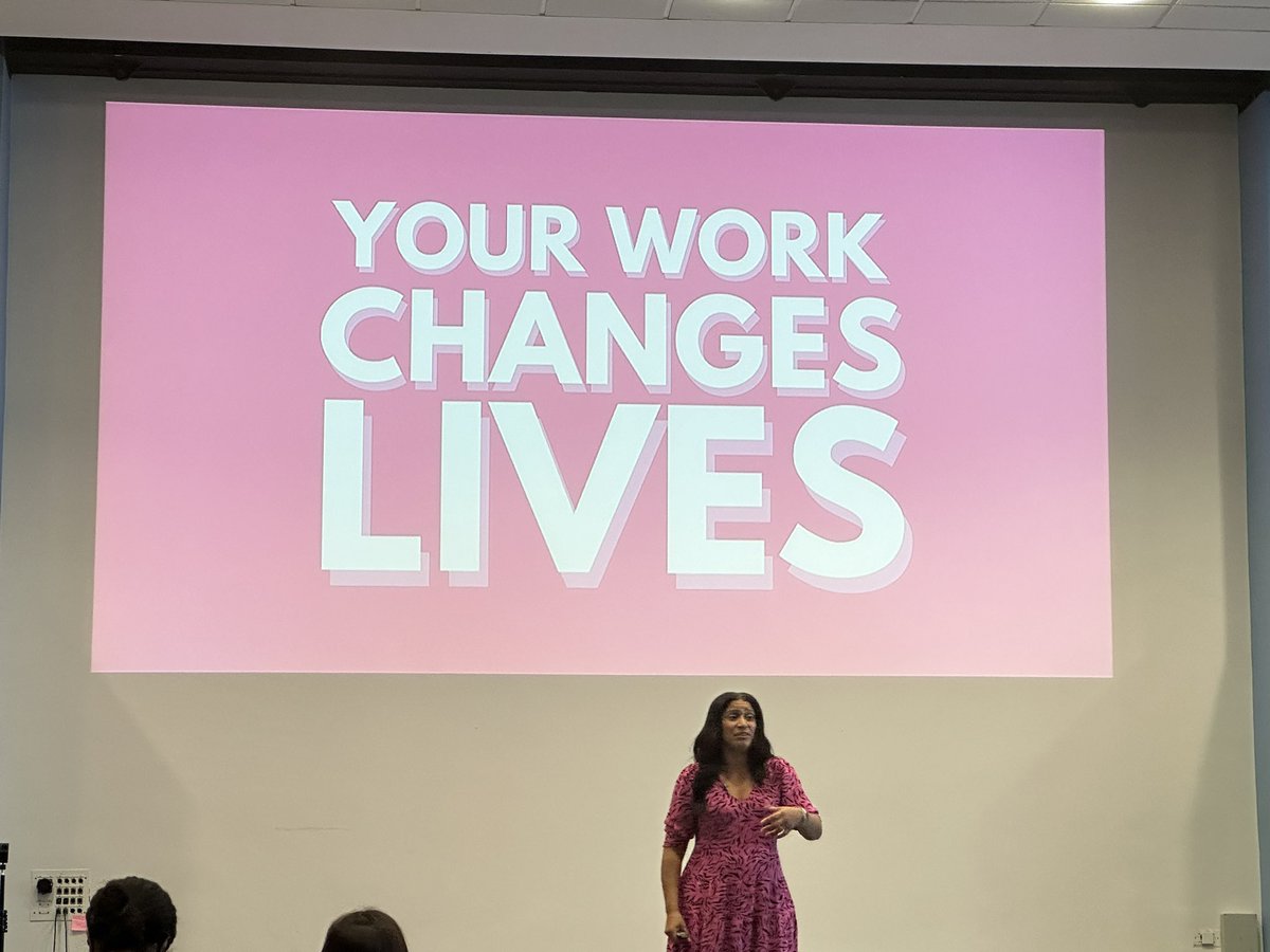 traceho's tweet image. What a way to end a brilliant day! Thank you @jazampawfarr for sharing your story and being such an advocate for teachers and sharing such an important message. I’m in awe and humbled. I now ask myself “What is my story?”
#everydayheroes #LEOConference23
