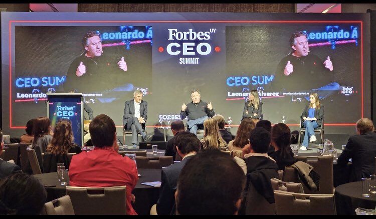 rosorondo's tweet photo. Comenzamos con todo la semana hablando de economía, política, innovación y sustentabilidad. Gracias @forbesuruguay por la invitación. #ForbesCEOSummit https://t.co/3e6riVGswI