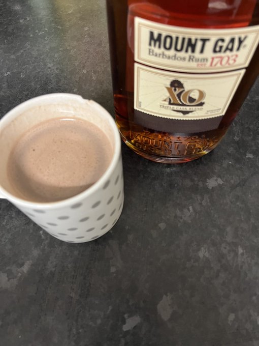 Time to relax . Love a rum and cocoa https://t.co/UbhLs3mkqc