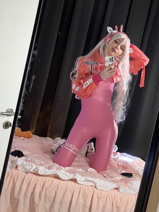 Go latex team ! https://t.co/M76vGxkmh5