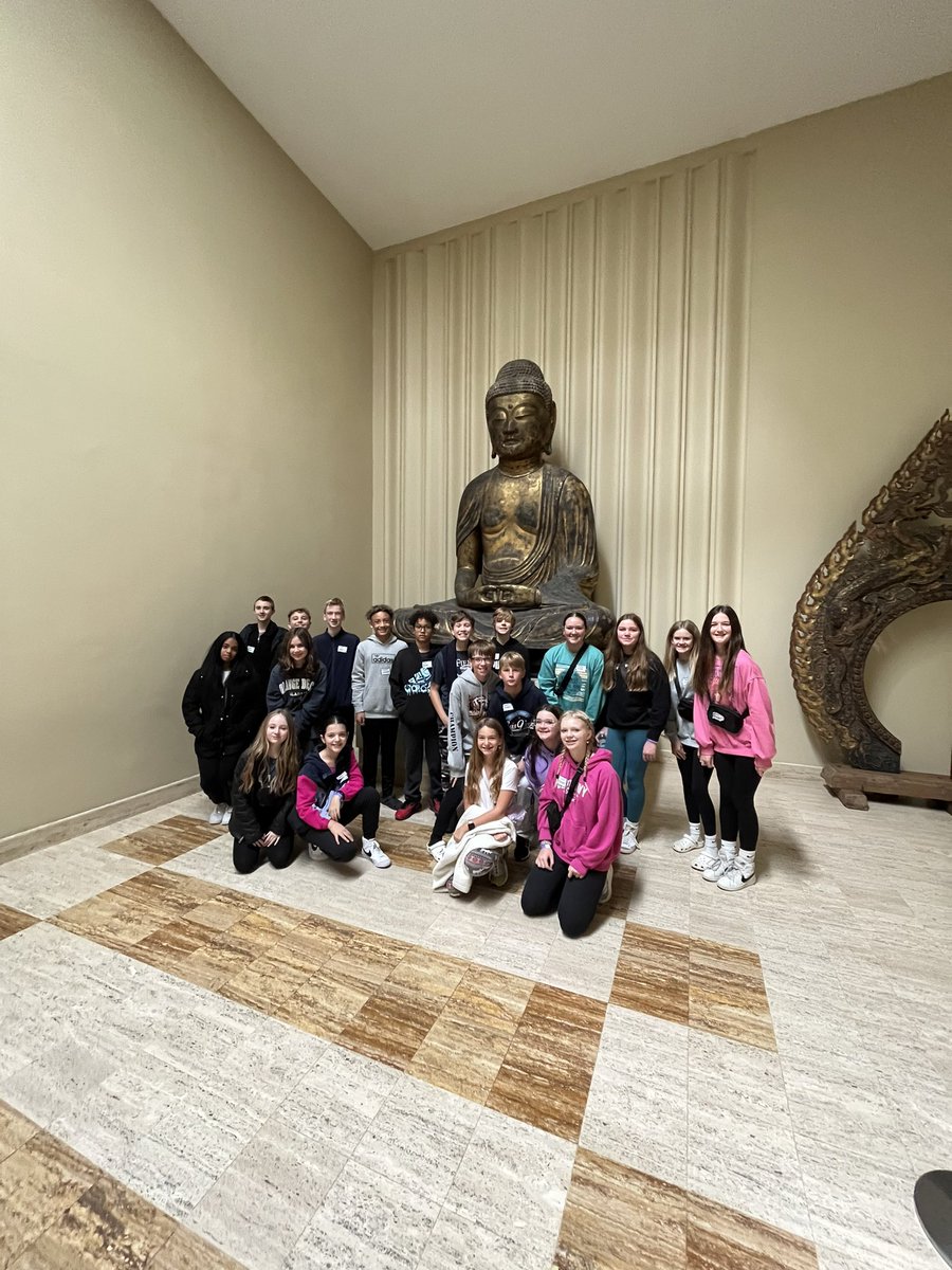 7th graders had quite the day exploring the Nelson Atkins Museum. Thankful for all our parent volunteers and helpers! <a href="/SVMSEagles/">SVMS Eagles</a>