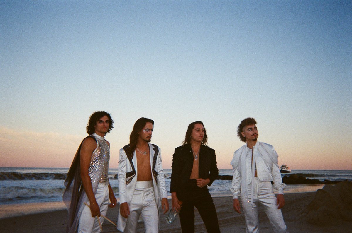 GretaVanFleet's tweet image. Starcatcher World Tour, on film.