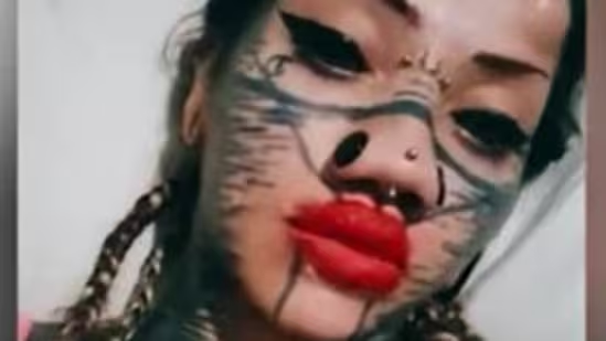 htTweets's tweet photo. #HumanCat: Woman gets 20 body modifications to realise her dream of transitioning into a cat
https://t.co/7sBPierfO2 https://t.co/T3jhtf8whB