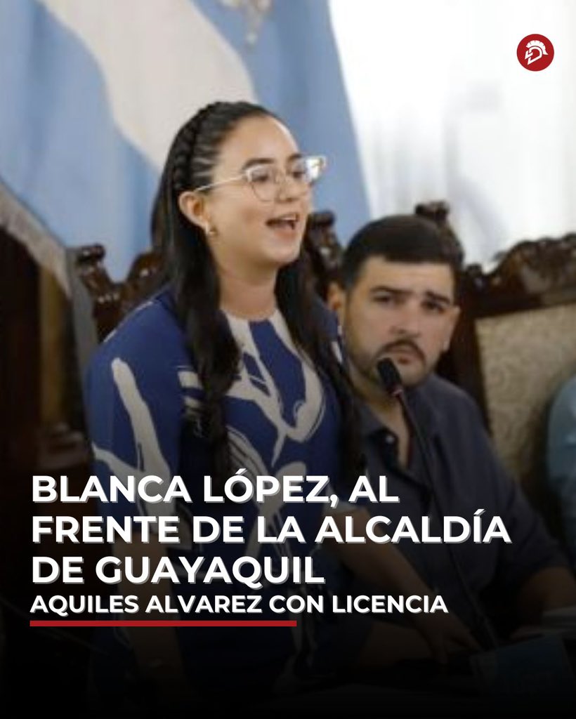 LaDefensaEc's tweet photo. Cuidando la casa 🚍 Blanca López, vicealcaldesa de #Guayaquil, quedó al frente de la #Alcaldía hasta el próximo 1 de noviembre, luego de la licencia que pidió Aquiles #Alvarez, en sesión del Concejo #Cantonal.
López es objeto de críticas en redes sociales por participar en una fiesta de #disfraces horas antes de que el gremio de transportistas informara de un aumento de la tarifa del pasaje a USD 0,40.