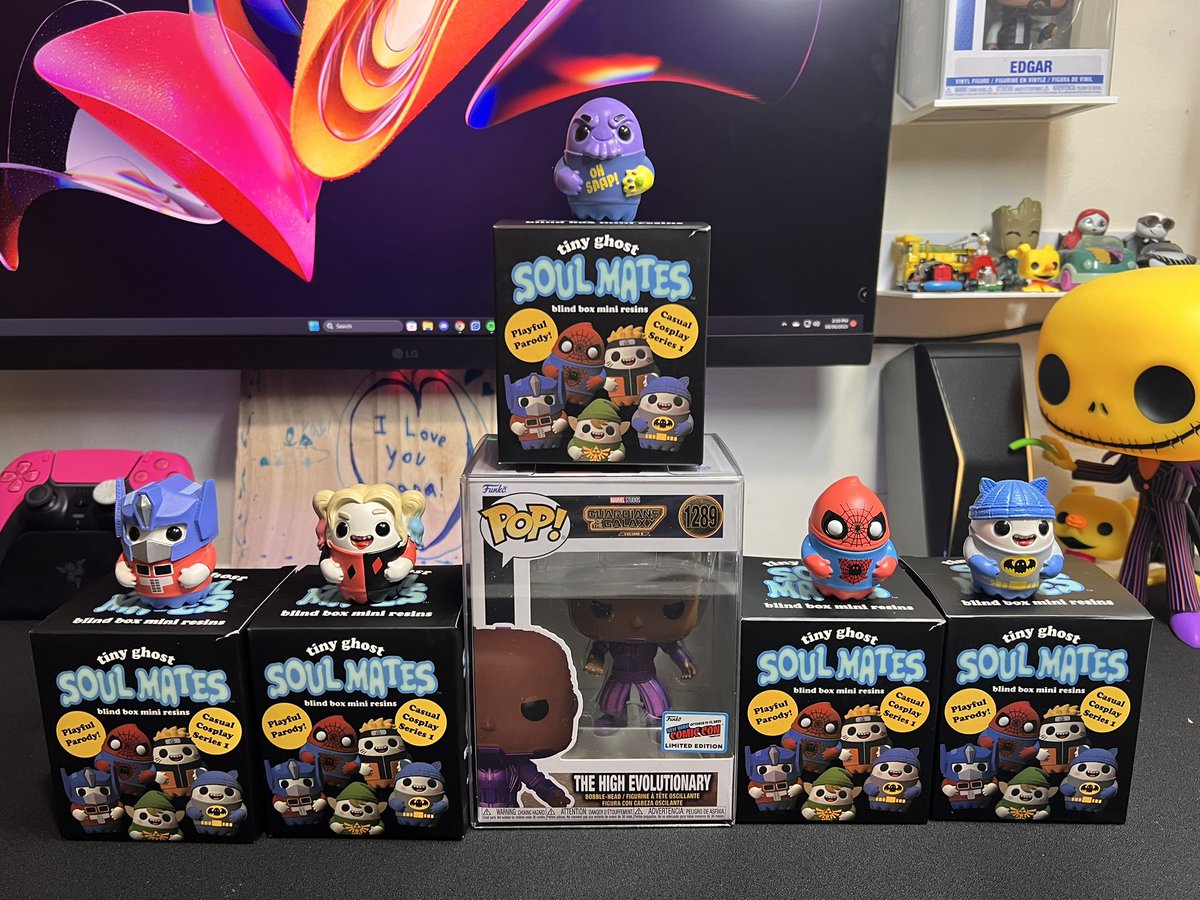 #Mailcall got my package from FugitiveToys on their whatnot! Snagged the Consticker High Evolutinary for $17 and got some of their sold out Tiny Ghosts! #FunkoPopVinyl #tinyghost