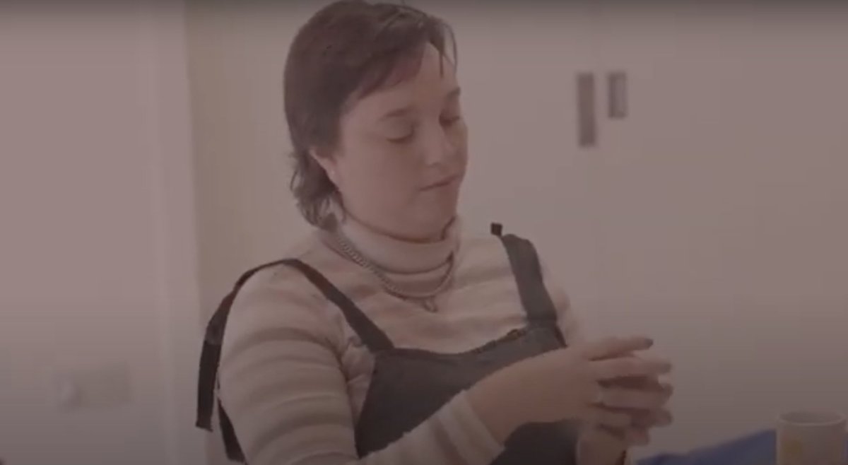 🌿 Trust Us, Conversations on M*therhood, Care and Working in the Arts 🌸

Produced by Rebecca Livesey-Wright. This film was made in response to talks platforming 3 m*ther-artists in Feb-Mar of 2023. Watch the film and read more here 👉culturecollective.scot/library/trust-…