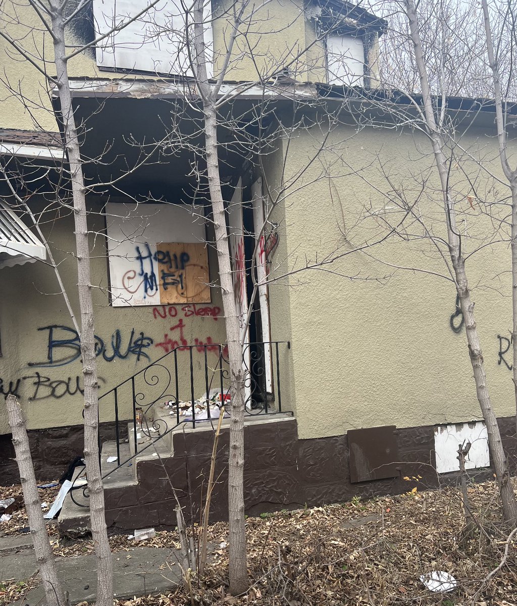 Imagine trying to rent a suite with this next door. I’ll talk to the landlord on Connecting #Winnipeg tomorrow morning at 10:30 on @680CJOB.