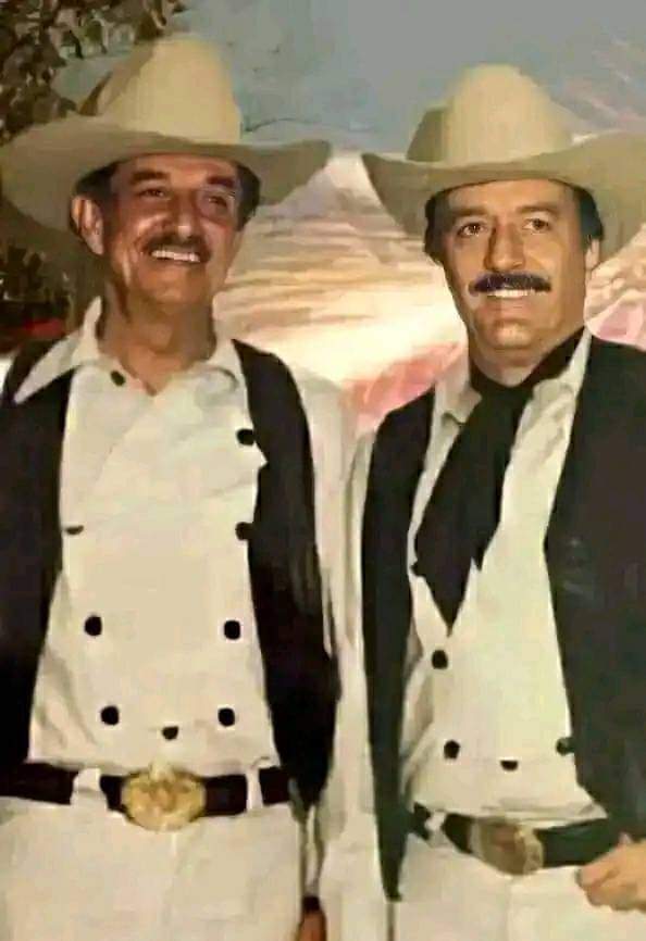 Ya están juntos los dos hermanos! Descanse en Paz Don Fernando Almada!