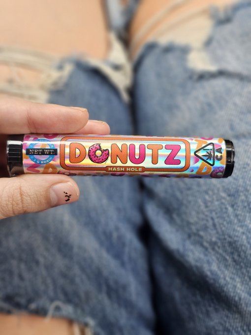 Got this for free at a dispensary 🤣 I wonder if they know.. https://t.co/bGmssCpMxR
