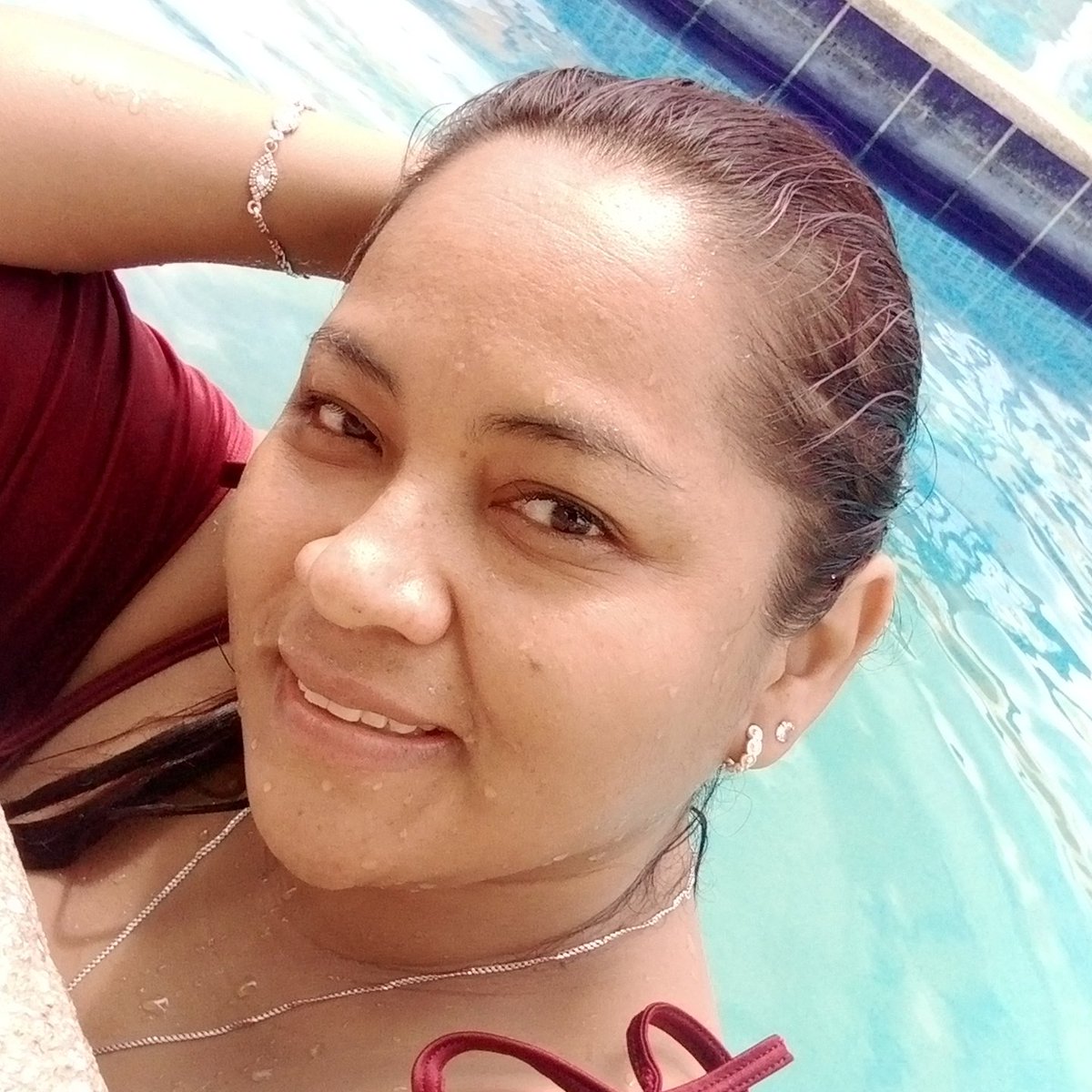 Yaska13's tweet photo. #NuevaFotoDePerfil https://t.co/LJ8U3iTP1y