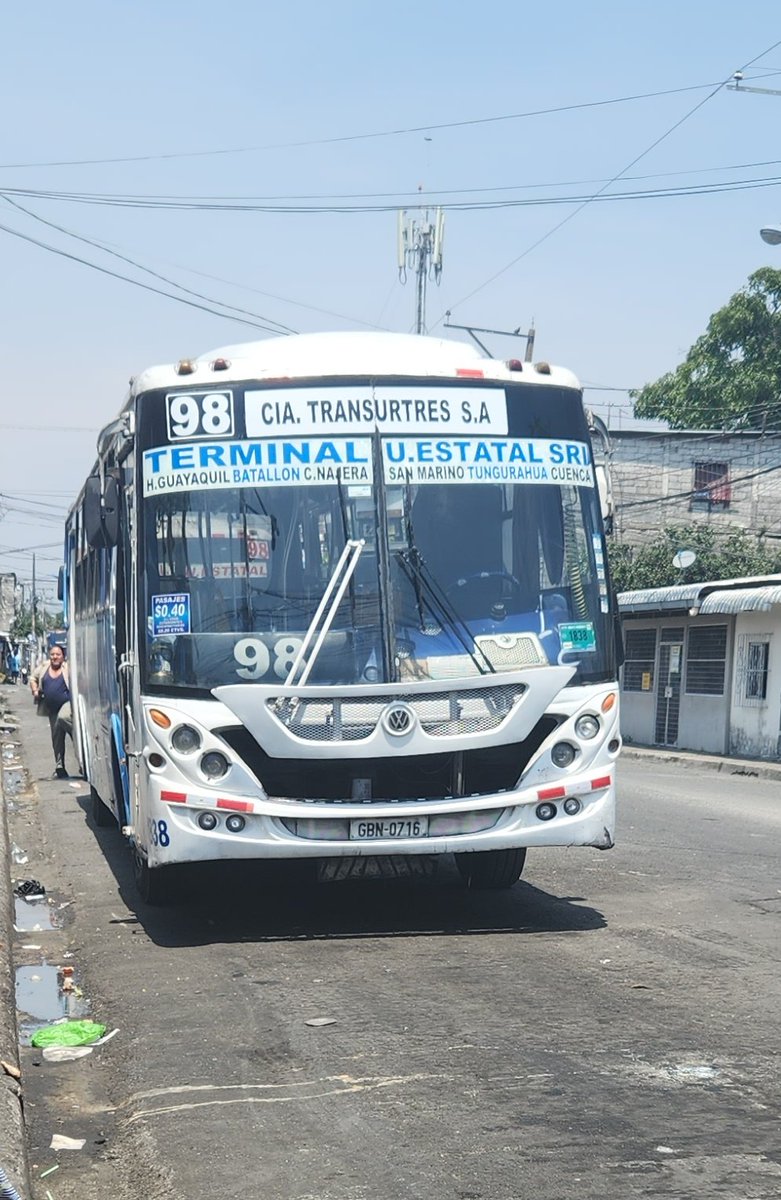 7Dafer's tweet photo. @ATMGuayaquil @ATM_Transito @goberguayasec Los buses de la línea 98 están cobrando arbitrariamente el pasaje en $0.40. https://t.co/3cBZkKZpS4