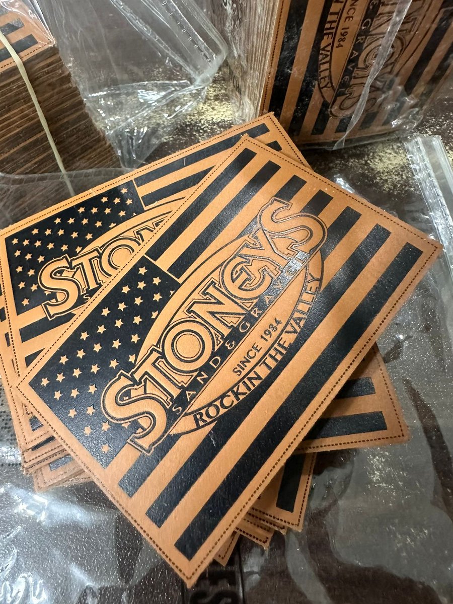 SeCustomPatches's tweet image. Customize your brand and presence style with secustompatches.com. Our leather patches come equipped with an iron-on backing, making it easy to add a unique touch to your favorite piece of clothing. Get creative and show off your style with Secustompatches.com