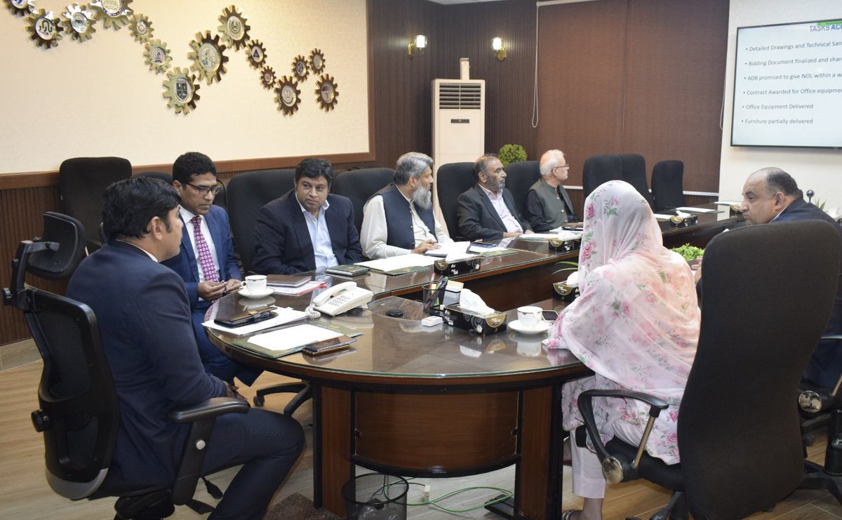 ICIDPunjab's tweet image. Under the chairmanship of Secretary Industries and Commerce Mr. Ehsan Bhutta a meeting was held on 30-10-2023 to review the progress of ongoing Foreign Funded Projects in the department #ICIDPunjab 
#ProgressReview #IndustryDevelopment 
#ProgressUpdate #EfficientImplementation