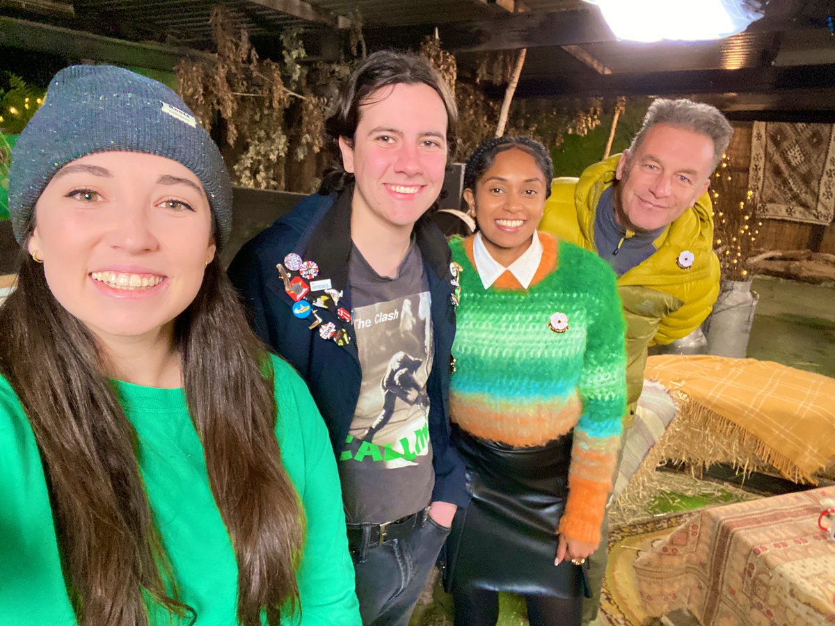 Excited for the start of week 2 of @8outof10bats, with @citygirlnature , @GreenFGeorge and @ChrisGPackham. We’re live at @BWCtweets from 19:30 on the link below: m.youtube.com/watch?v=6q2DOF…