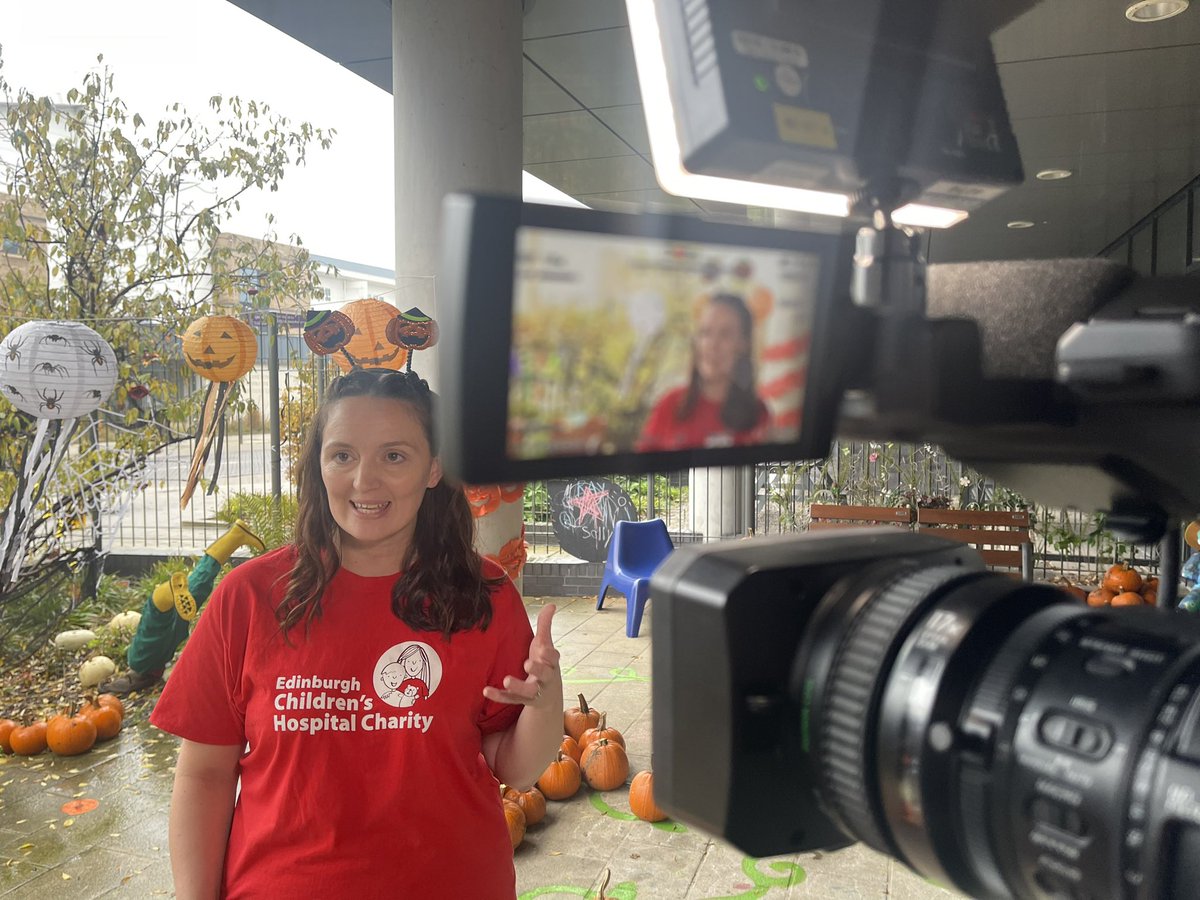 Amie Flett (@amieflett) on Twitter photo A farm in North Berwick has brought their pumpkin patch to the kids spending Halloween in hospital this year. Kilduff Farm donated 300 pumpkins to Edinburgh Children’s Hospital Charity to ensure everyone got their pick of the patch. 🎃
Catch up on my report on the <a href="/stvplayeruk/">stvplayeruk</a> A farm in North Berwick has brought their pumpkin patch to the kids spending Halloween in hospital this year. Kilduff Farm donated 300 pumpkins to Edinburgh Children’s Hospital Charity to ensure everyone got their pick of the patch. 🎃
Catch up on my report on the <a href="/stvplayeruk/">stvplayeruk</a>