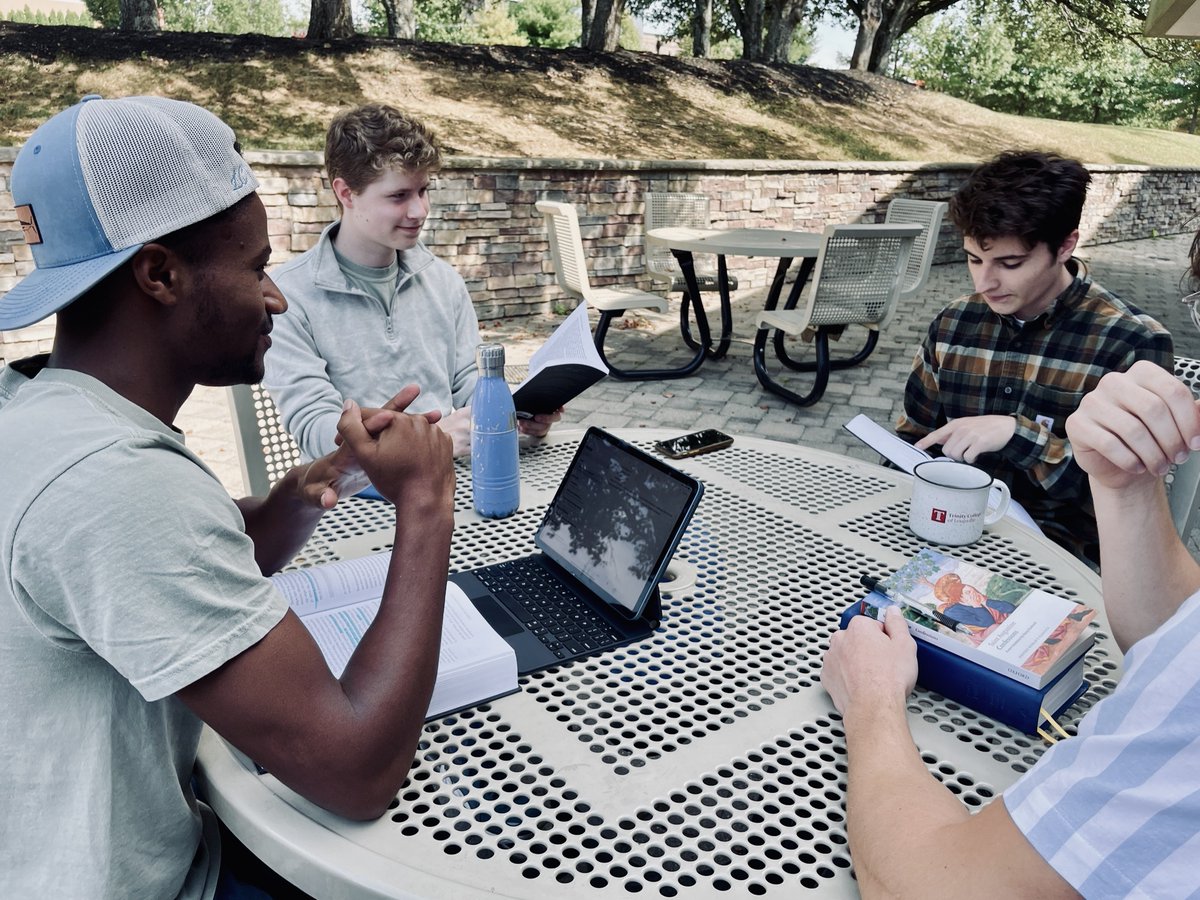 It doesn't get much better than post-class time to be with good friends! With smaller class sizes, our students can have more thoughtful and intentional interactions with one another, along with their professors.

Discover the difference and schedule a visit today!