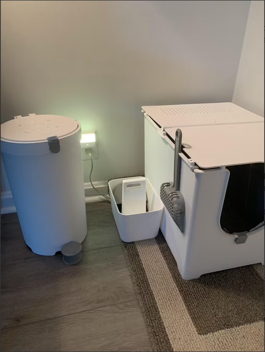 Modkat's tweet photo. Designed with you in mind, the Litter Keeper is all about making daily scooping a breeze. 😸 

Shop now on https://t.co/fmNdhduC0W #Modkat https://t.co/Tgl3rzrJC5