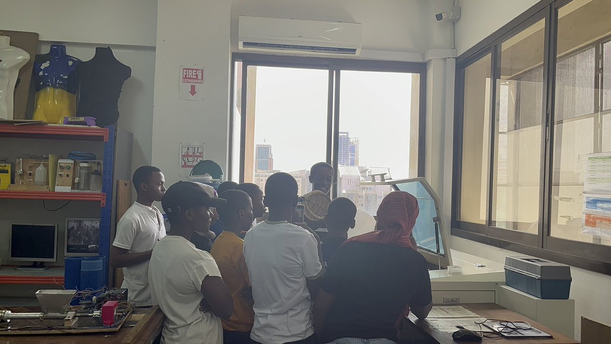 yiteism_tz's tweet image. 💡In a world of lasers and prototypes, we're transforming curious minds into future innovators. Our laser cutting presentation and hands-on experiences set the stage for STEM brilliance✂️🔬 #STEMInnovation #HandsOnLearning #FutureInnovator @airtel_tanzania @Tigo_TZZ @Dr_DGwajima