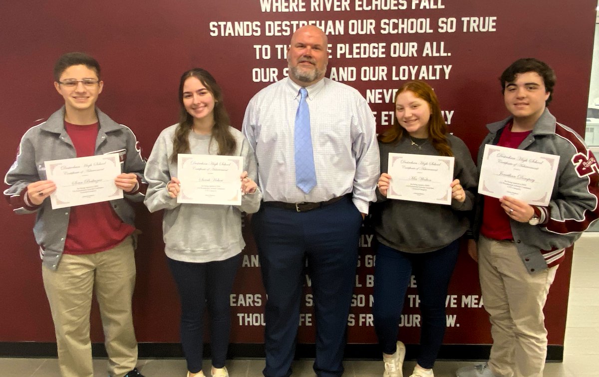 Congratulations to our Fighting Wildcats who have been selected to represent DHS as US Presidential Scholar nominees! Good luck to all as they move on to compete at the district level. Pictured: Sean Baltazar, Sarah Hebert, Principal Jason Madere, Mia Walton, and Jonathan Dempsey