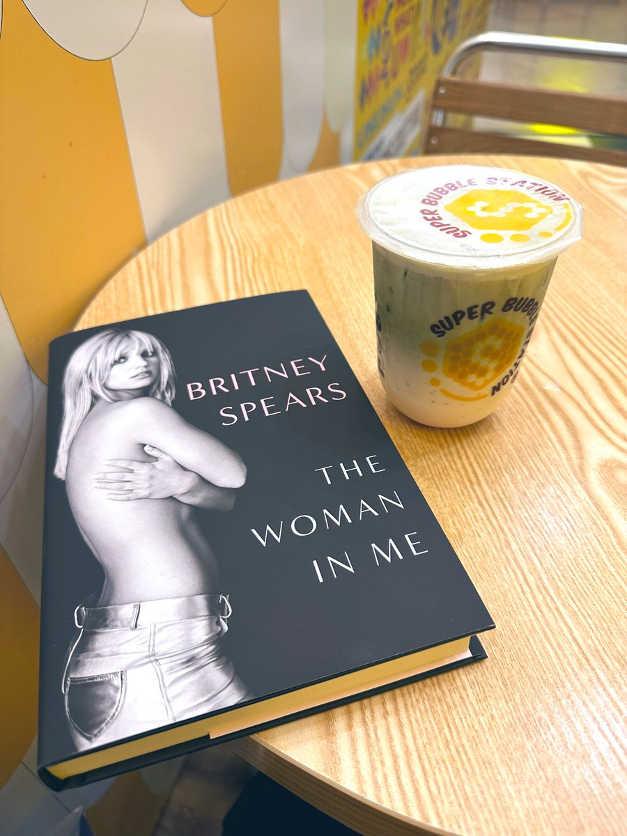 It’s me time 💛 #BritneyBook