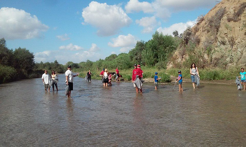 ca_coastal's tweet photo. Our Explore the River RFP is open! This funds activities that enhance the public’s opportunities to explore the Santa Ana River and its tributaries. Deadline 12/1! https://t.co/mdWi9pwhRh  📷: @IE_Waterkeeper https://t.co/94X7z5sCv7