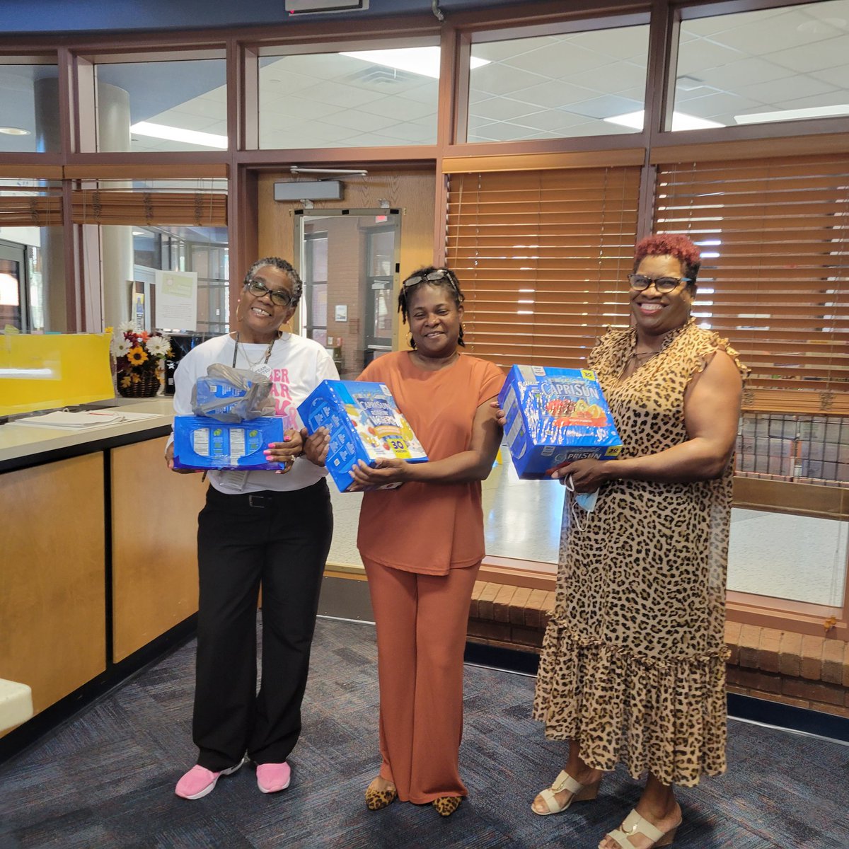Thank you @Bradwell c/o '86 Tiger Vernecia Mells for the donations to our P.B.I.S event. #OnceATigerAlwaysATiger🐅💙💛