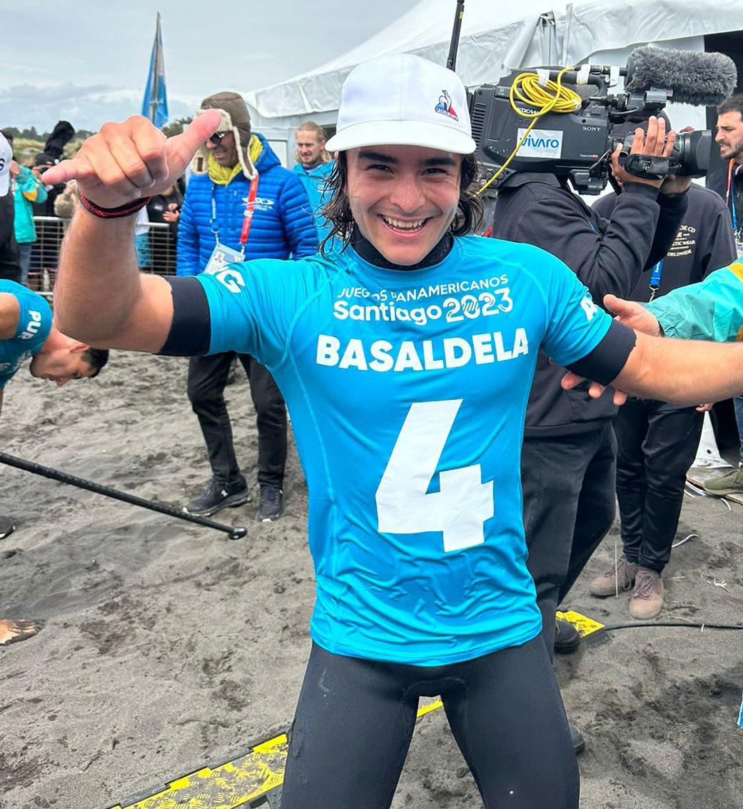PrensaCOA's tweet photo. #Surf🏄‍♂️¡Santino Basaldella logró la medalla de bronce en SUP Race! 🥉🤙

#EquipoARG 🇦🇷 #ArgentinaEnSantiago2023 https://t.co/T41b7z56p6