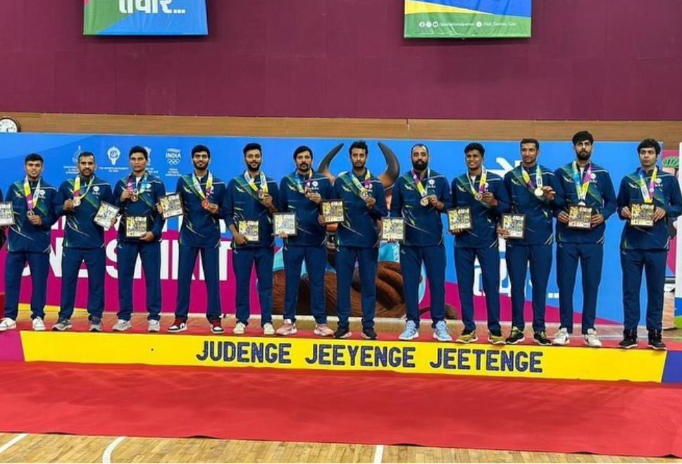 ना हारना जरूरी है, ना जीतना जरूरी है... जीवन एक खेल है, खेलना जरूरी है...!!
बास्केटबाल खेल के इतिहास में दिल्ली का पहली बार कांस्य पदक.
<a href="/AAPDelhi/">Aam Aadmi Party Delhi</a> <a href="/ArvindKejriwal/">Arvind Kejriwal</a>
<a href="/AtishiAAP/">Atishi</a> #NationalGamesGoa2023