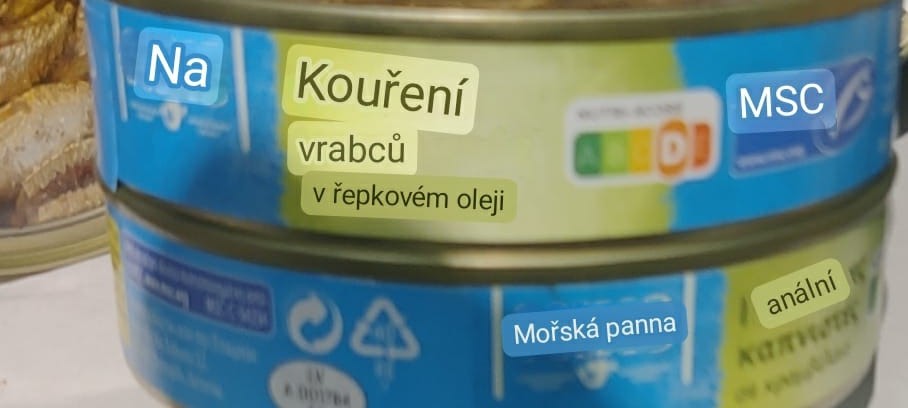 dzendys's tweet photo. @TomDrahonovsky Takhle mi v Řecku přeložil Google Lens plechovku rybiček. https://t.co/6wCMPaffe6
