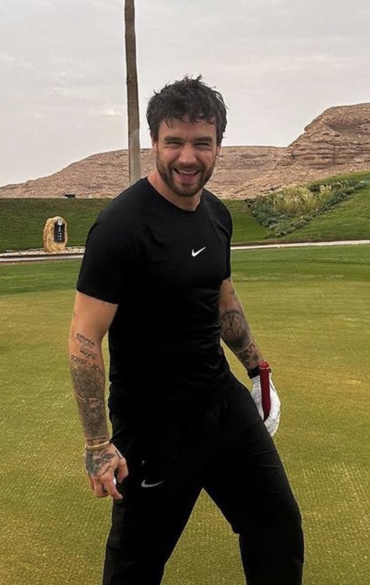 Limaaaaaaa. Lima bean. Baby looks so so good and that’s a genuine smile.❤️‍🩹
#WeLoveYouLiam