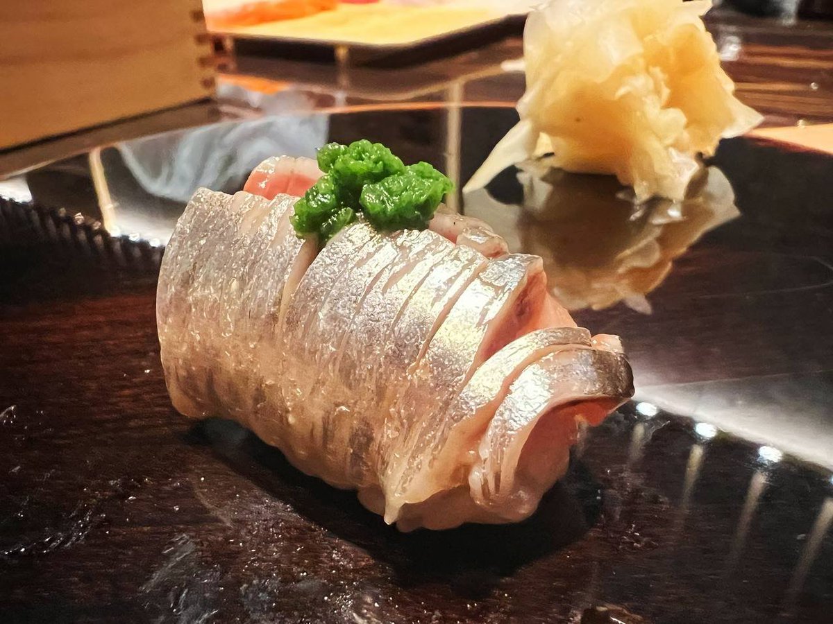 EileenDenndc's tweet photo. Sushi Kashiba's Sashimi was fresh, but the rest of the meal didn't impress. https://t.co/kk2rHShT4s