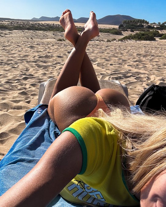 Postcards from Fuerteventura 🩷 https://t.co/giX5hl9dxF