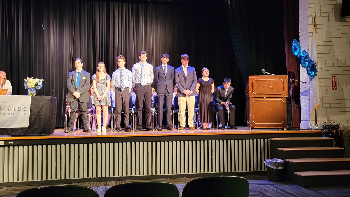 TriMHopedale's tweet photo. Congratulations to all of our new inductees at our Tri-M Induction Ceremony on 10/18!  We are excited to have a great group of musicians to help share music with the community! @hopedalejshs @DerekAtherton1 @HopedaleAP @HFOM_Hopedale @MrBeaudry1 @cchatham5 @kcrebasehps https://t.co/shWzZehkib
