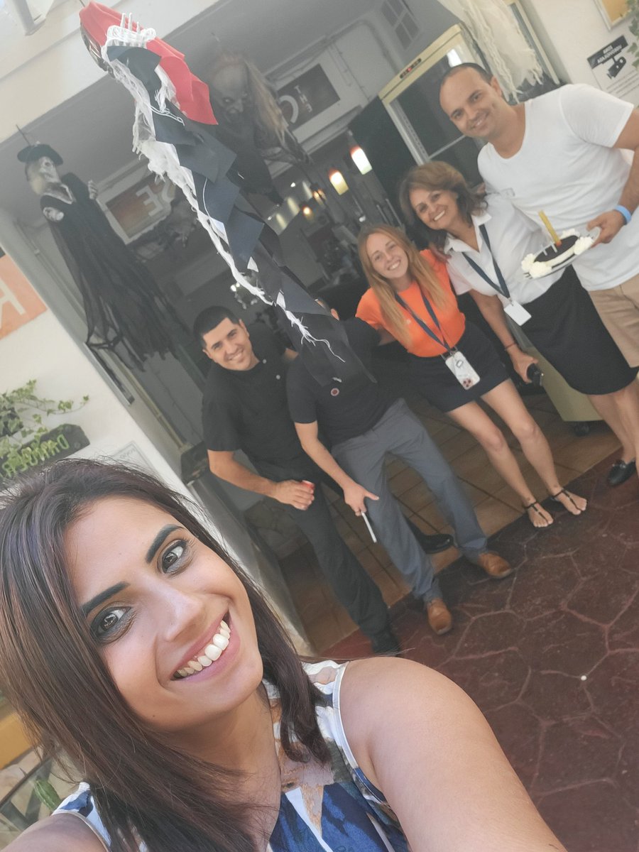 RadhaDadlani tweet media