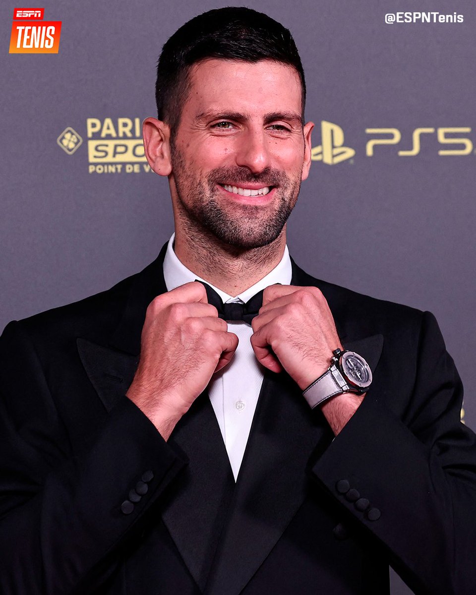 ESPNtenis's tweet photo. El N°1 del mundo en facha también. 🎩

#BallonDor https://t.co/7VftQlcegO