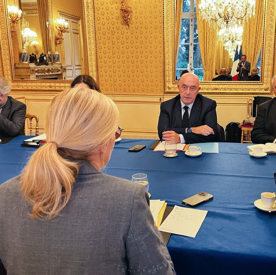 CharlotteCaubel's tweet photo. Échanges avec le Président du département de la Somme, @SHaussoulier, sur la mission « enfance et handicap ».

École inclusive, protection de l'enfance, accessibilité des transports... Ensemble, au travail pour mieux accompagner les enfants les plus vulnérables ! https://t.co/YMv2N9kYpe