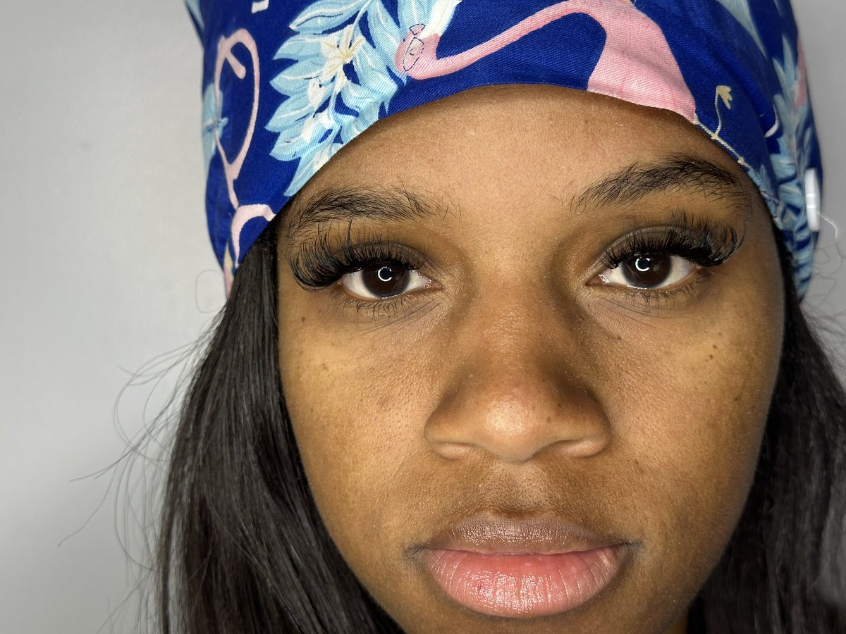 misszharris_'s tweet image. I’m real raw when it come to this lashing 😅🩷 #chicagolashtech