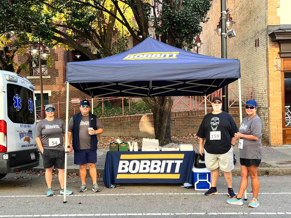 The Bobbitt Team had a spooktacular time participating in the Day of the Dead 5k on Saturday in Downtown Raleigh. Every step they took helped raise funds for the Brentwood Boys and Girls Club of Wake County! 🏃🏽‍♂️☠️🎃