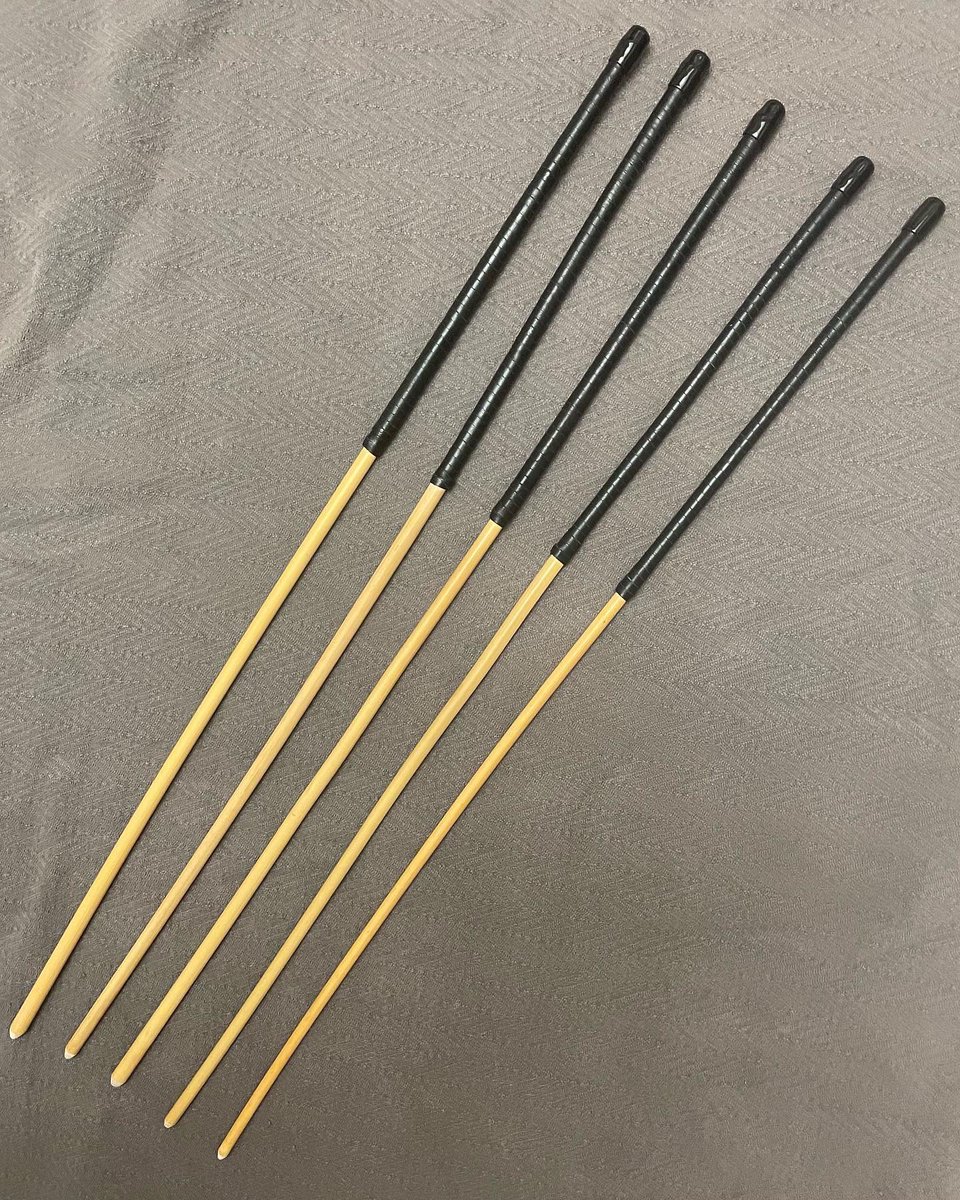 EVCanes's tweet photo. Set of 5 Knotless /No Knot Dragon Canes. 92 cms L & 8 - 12.5 diameters with beautiful Black Kangaroo Leather Handles.
One of a kind rare set.
#dragoncane #knotlessdragoncanes #NoKnotDragonCanes
https://t.co/OBhvPVP6tS https://t.co/Xwnhn8aRgI