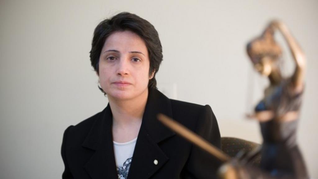 In #Iran, you don’t go to prison for beating up a woman so badly that she dies after coma. In Iran, you go to prison for attending that woman’s funeral. 

#NasrinSotoudeh is in Qarchak prison and her health condition is worsening. She and all others must be released immediately.