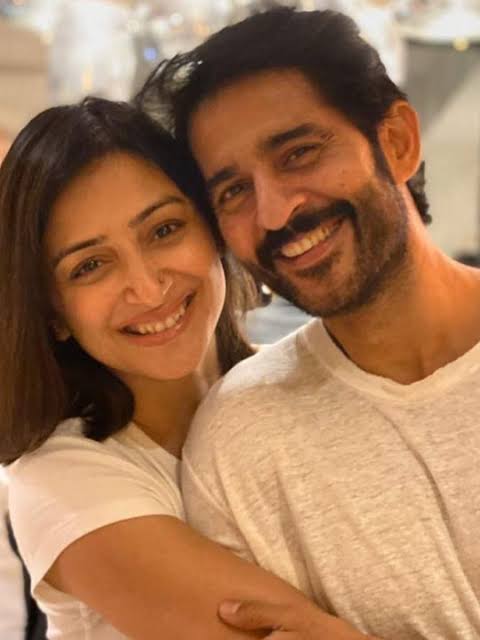 ArchivasCazel's tweet photo. #LiJoonGi #HarshadArora #HitenTejwani #GauriPradhan #GauTen #RuslaanMumtaz https://t.co/ZRrHRxo9hG