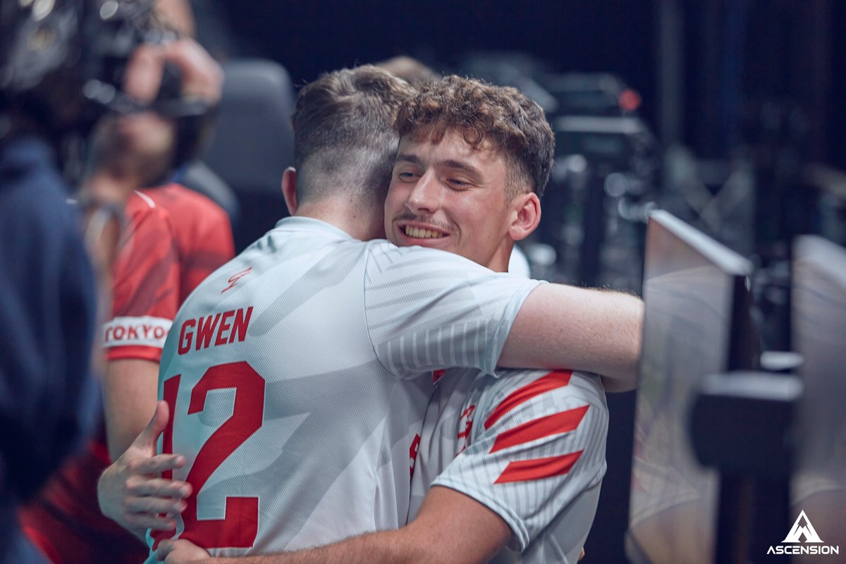 On oubliera jamais ces moments ✨

📸 @Ysyn_GG <a href="/PakuPakuRu/">Paku/Lou 📷 #DispoPourVosEvents</a>