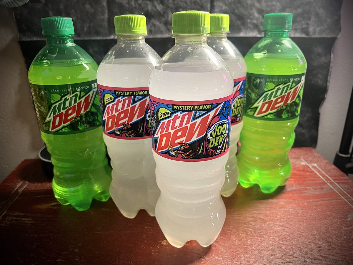 TommyKubiski's tweet photo. I hope the start to the week is well y’all! Had to grab a few @MountainDew x @Airheads MTN Dew VooDew’s while I was out. Grab some NOW while you still can! 🎈💀🥤See you all at 8:00pm EST on my channel!
https://t.co/1vpCRKpXQr 📺
#TommyKubiski #DetroitVoodoo #13MT #626FM #VooDew https://t.co/bwqDEIrh5b