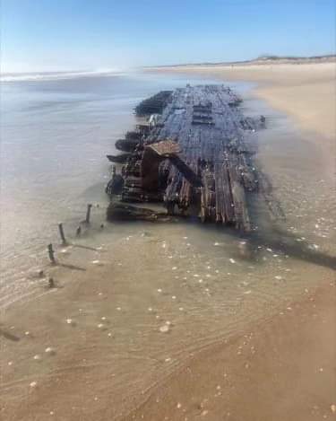 OBX isn't called the 'Graveyard of the Atlantic' for nothing! 🪦🦴⚰️☠️🏴‍☠️ This spooky season beach find washed up in Corolla! You never know what each new beach day will bring. 🌊
#graveyard #atlantic #spookyseason #spooky #shipwreck #beachfind #beachfinds #obx #obxnc #pirateship