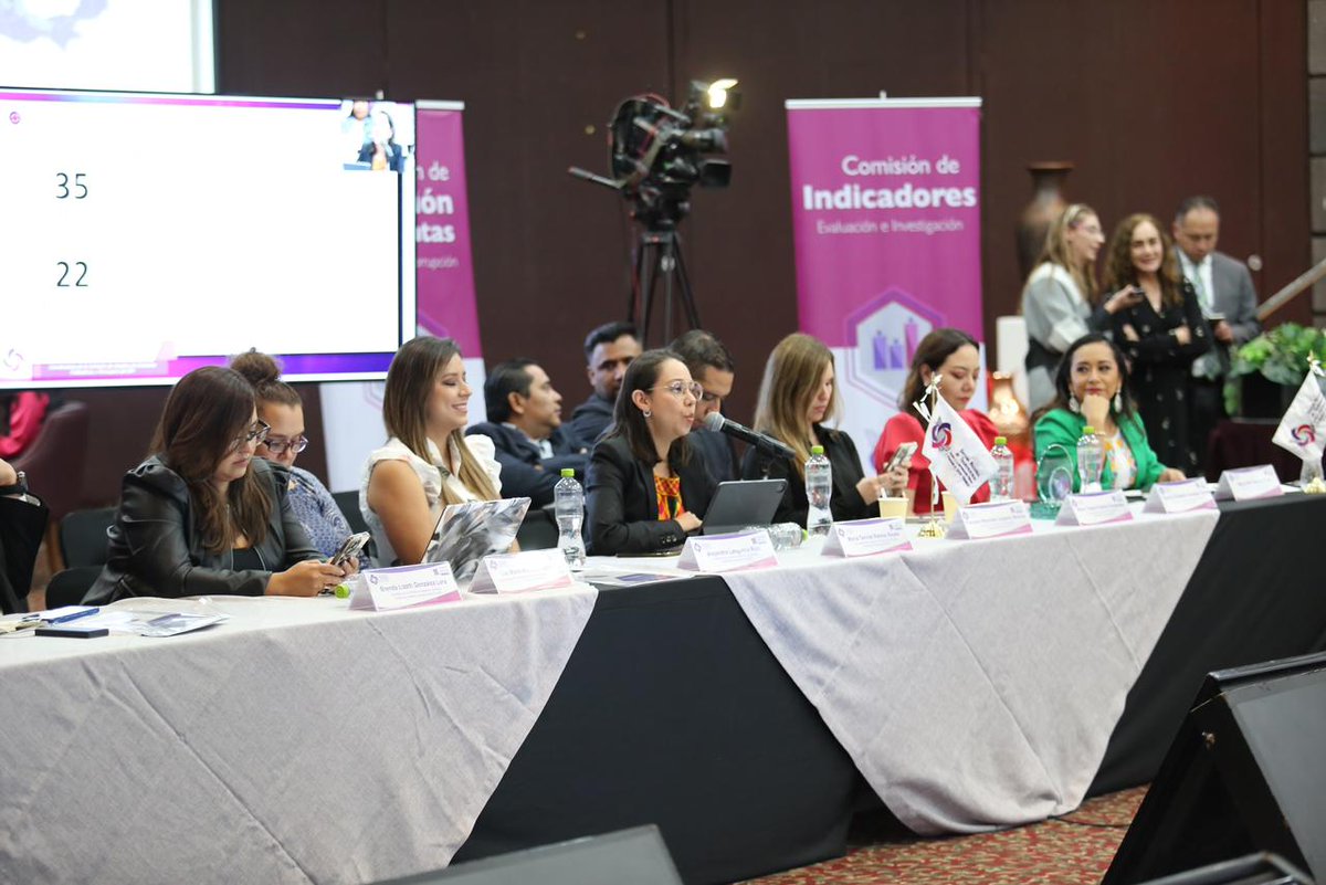 Comisión AEFYM tweet media