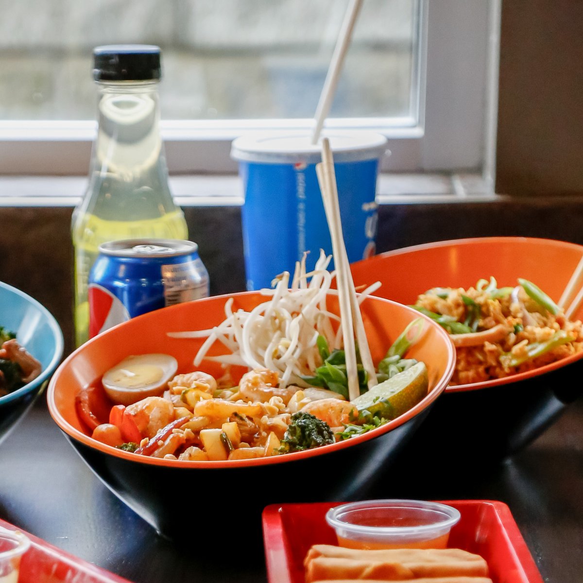 wokbox's tweet photo. Fresh ingredients for the best flavours!
.
.
.
.
#wokbox #wokboxrocks #asianfood #chinesefood #asianfusion #takeout #foodie #instafood #yummy #restaurant https://t.co/whGde9jNGU