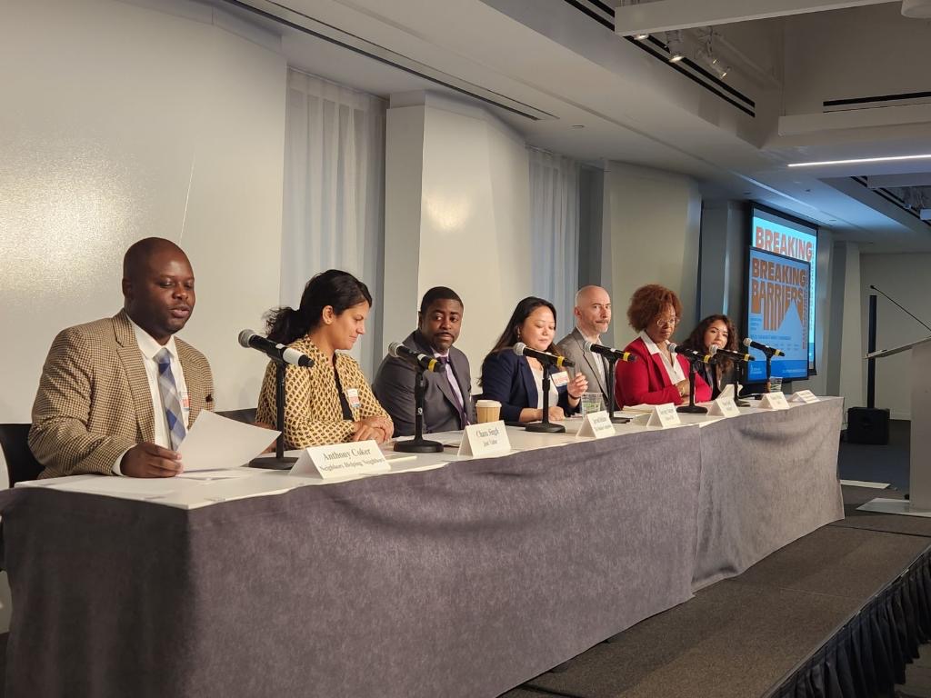 FAC'a affiliate @NHN_BK Homeownership Program Manager Anthony Coker was honored to moderate a panel on racist barriers to homeownership at the @CNYCN Summit this morning. This panel includes experts from banking, housing counseling, appraisal, government, etc.