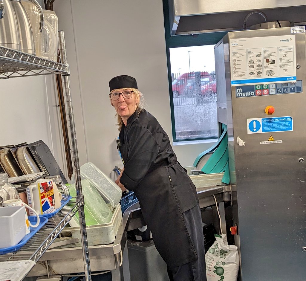 Darren Barnes tweet media